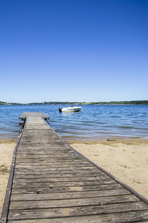 Salles-Curan Beau-Rivage Du Lac De Pareloup酒店 外观 照片
